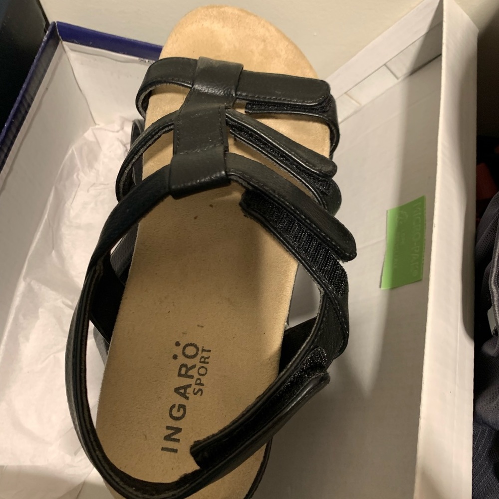 Inagro black sandals Size 9